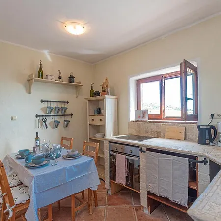 Folk Apartment
